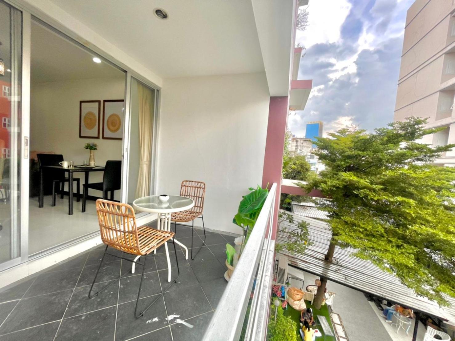 Baan Sabai Rama IV Apartment Bangkok Eksteriør billede