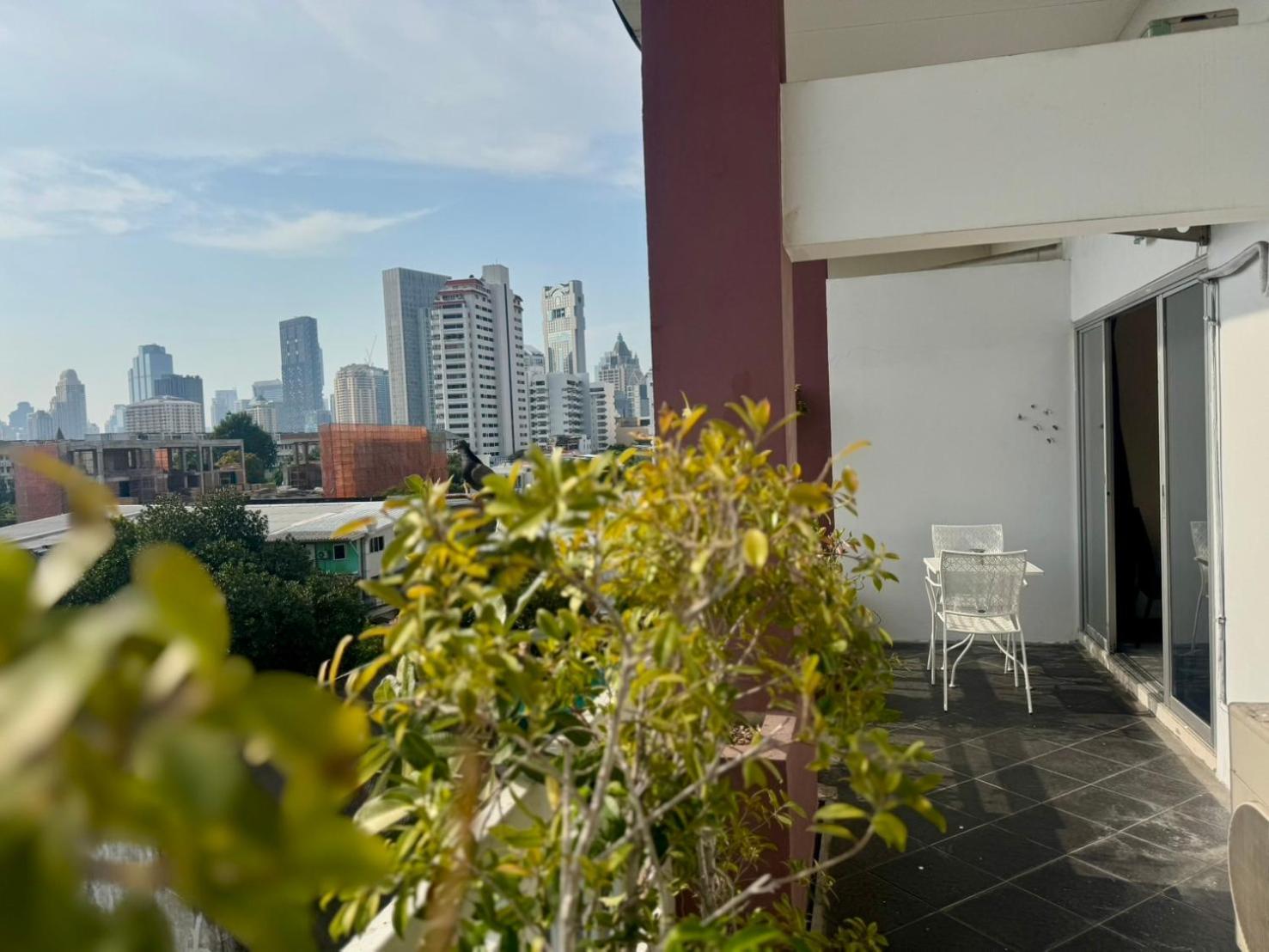 Baan Sabai Rama IV Apartment Bangkok Eksteriør billede